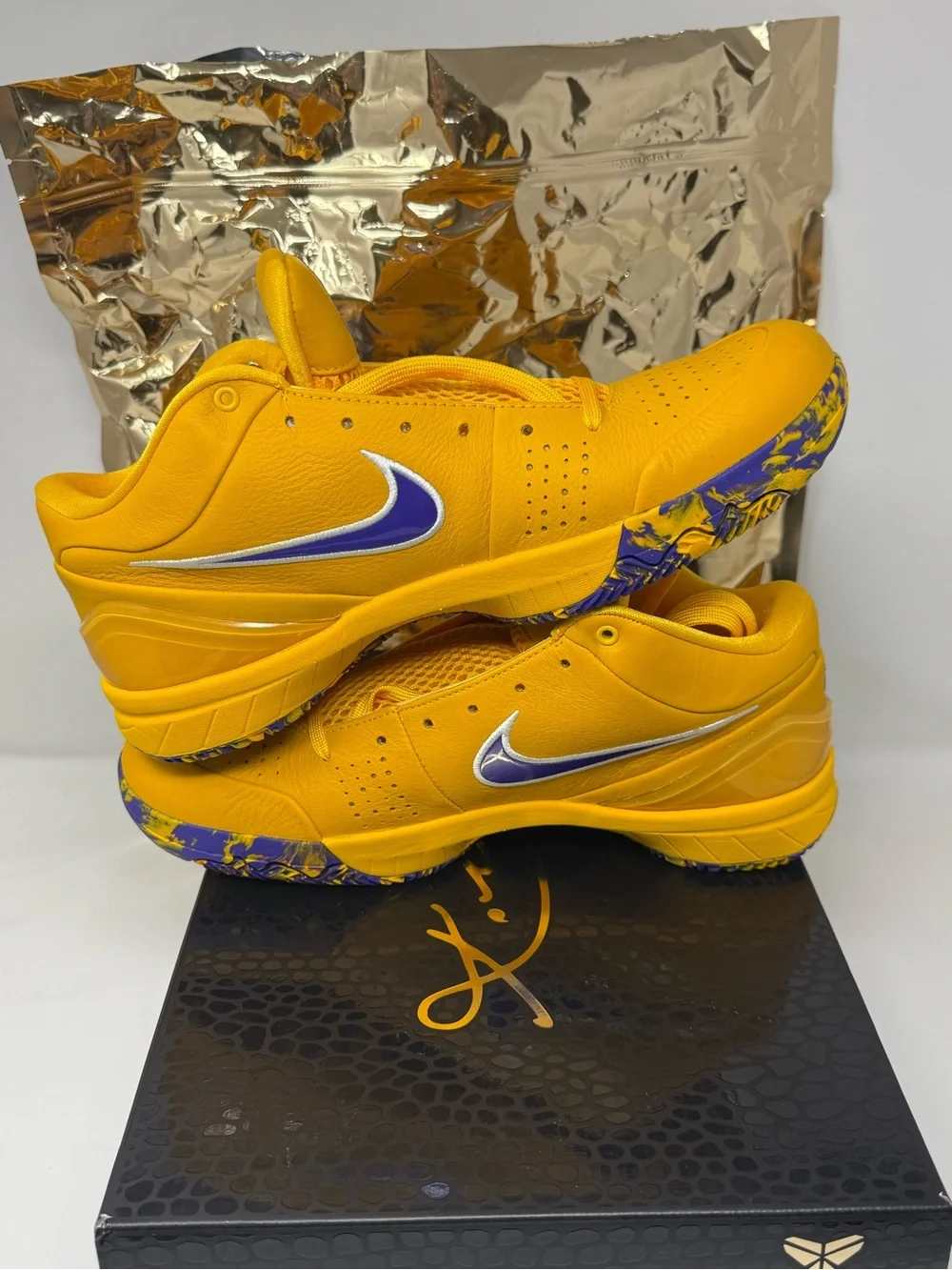 Size 9.5 - Nike Kobe 4 Draft Day Pack  Los Angeles Lakers